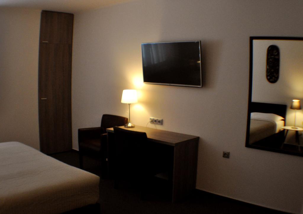 Studia Letcu 2A Apartment Olomouc Luaran gambar